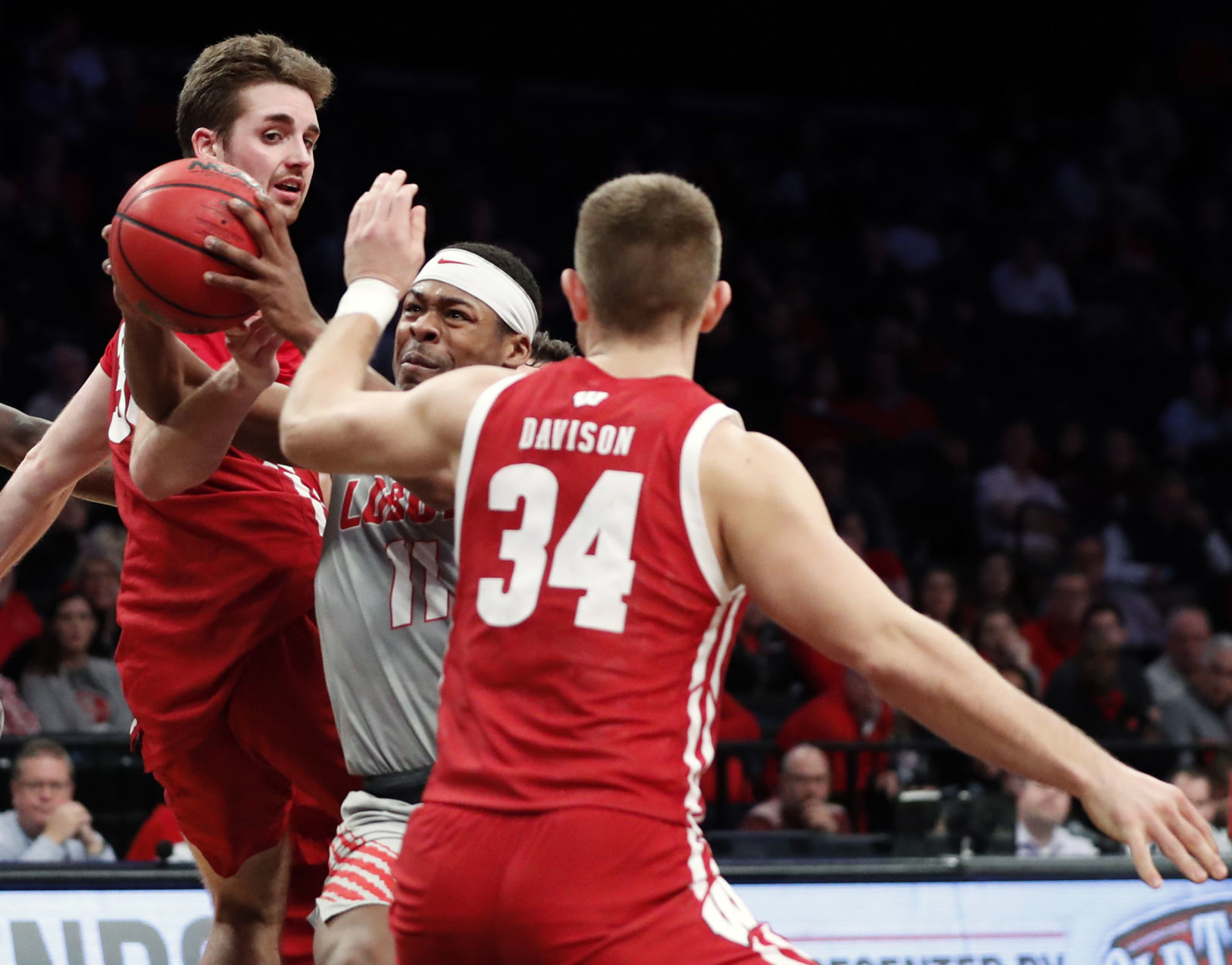 Lobos 59, Badgers 50
